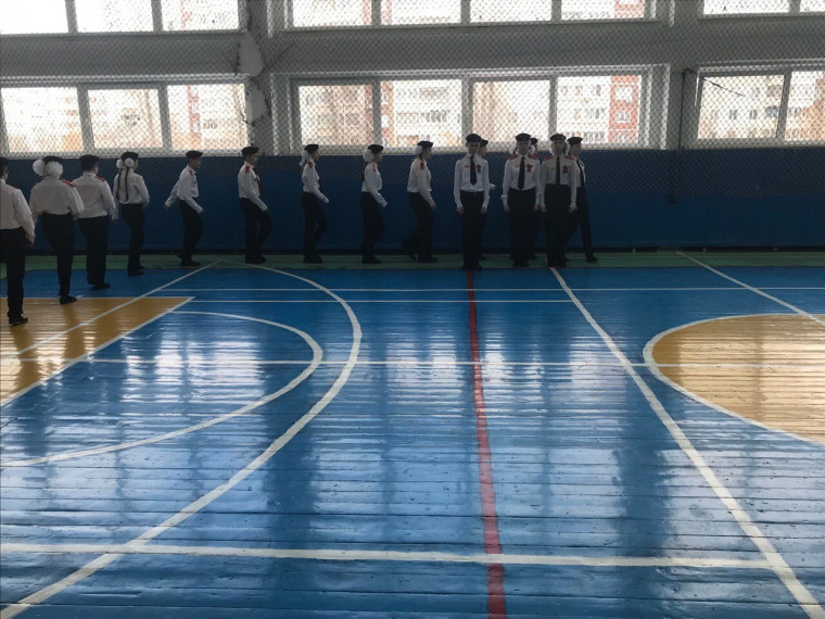 Смотри строя и песни.